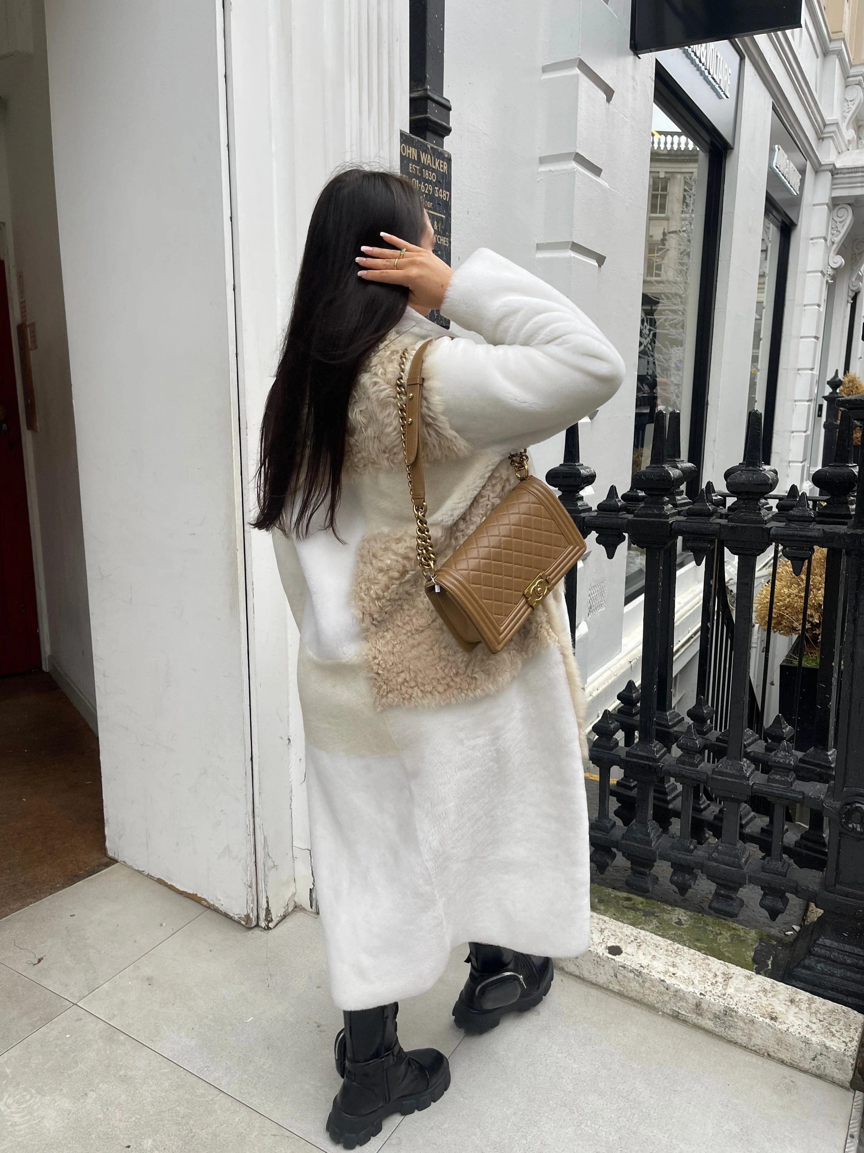 Hugo boss cream shearling jacket ALC0136