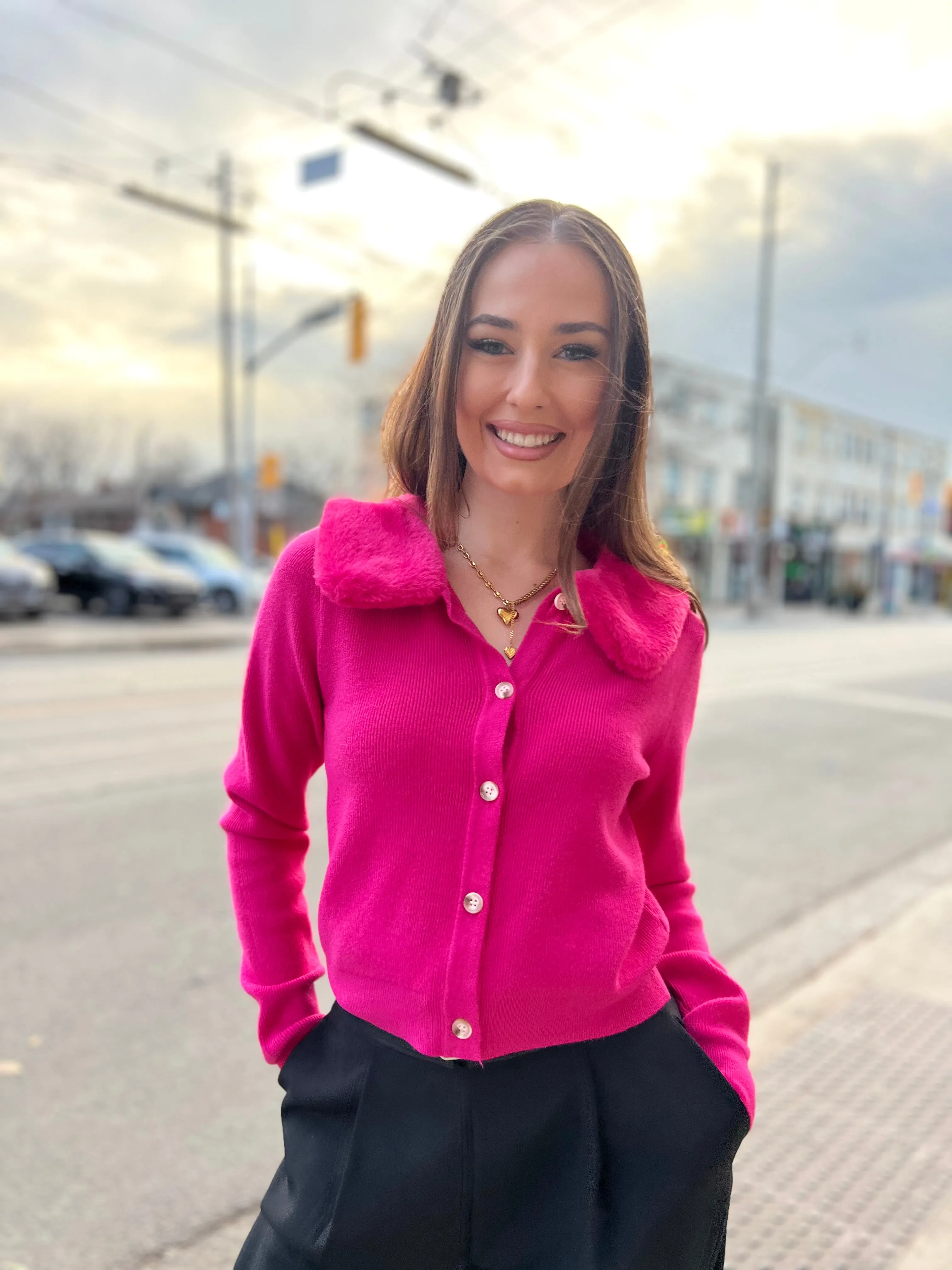 PINK FAUX FUR NECKLINE CARDI