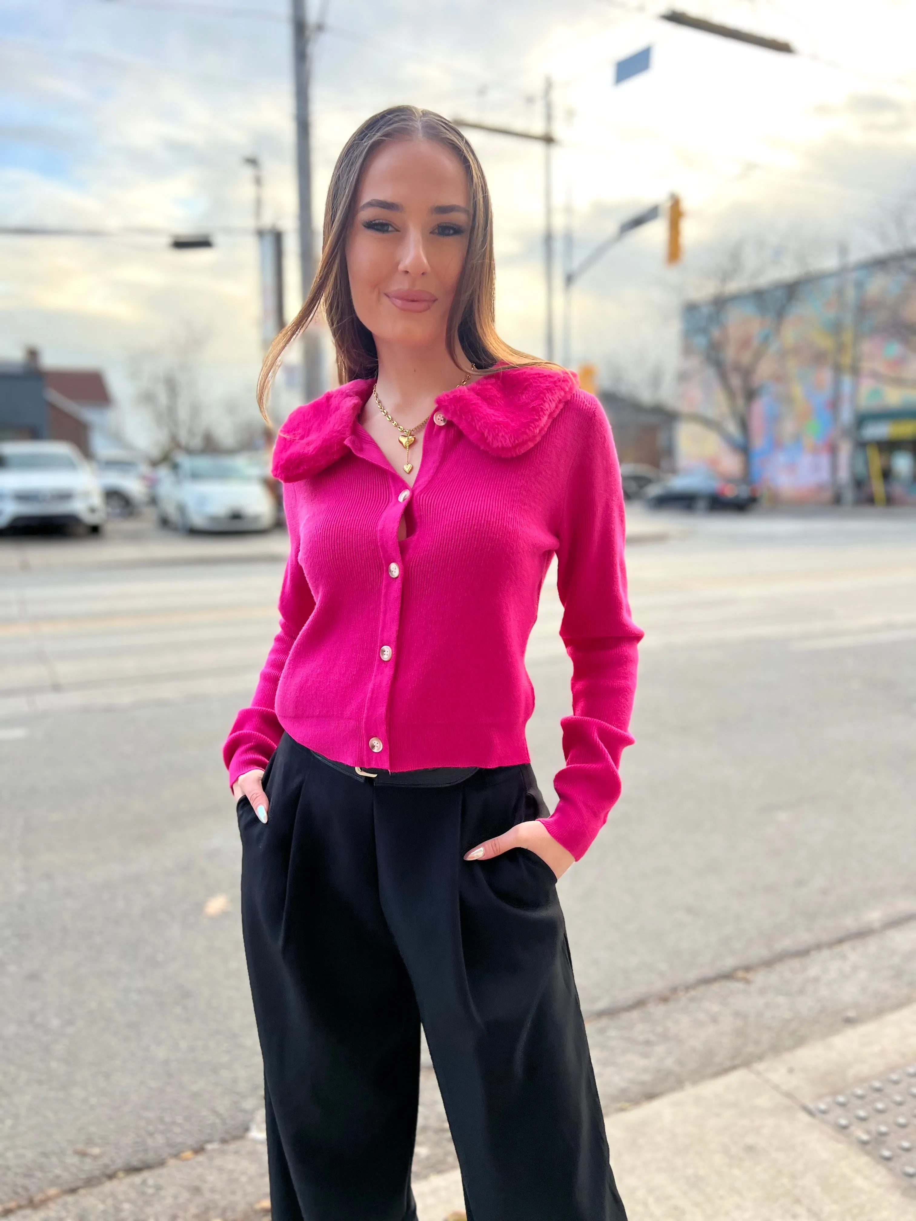 PINK FAUX FUR NECKLINE CARDI
